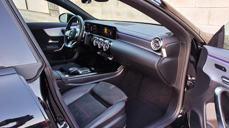 Mercedes Benz CLA 180 AMG line – foto 11