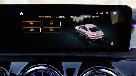 Mercedes Benz CLA 180 AMG line – foto 52
