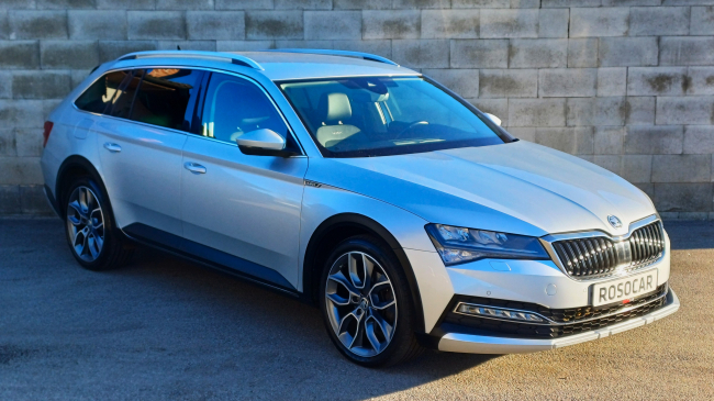 Škoda Superb combi 2.0 TDI 140 kW DSG+F1 SCOUT