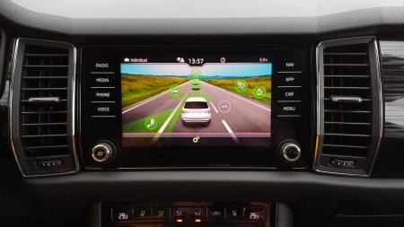 Škoda Kodiaq 2.0 TSI 140 kW 4x4 DSG+F1 STYLE PLUS 7 míst – foto 65
