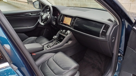 Škoda Kodiaq 2.0 TSI 140 kW 4x4 DSG+F1 STYLE PLUS 7 míst – foto 12