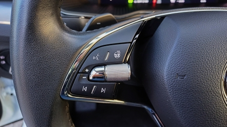 Škoda Superb combi 2.0 TDI 147 kW DSG+F1 SCOUT – foto 39
