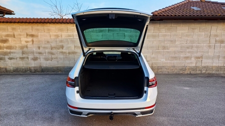 Škoda Superb combi 2.0 TDI 147 kW DSG+F1 SCOUT – foto 13