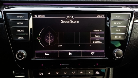 Škoda Superb combi 2.0 TDI 140 kW DSG+F1 SPORTLINE – foto 57