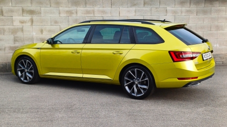 Škoda Superb combi 2.0 TDI 140 kW DSG+F1 SPORTLINE – foto 5