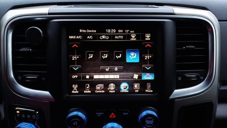 Dodge RAM 1500 5.7 HEMI 4x4 BIG HORN – foto 37