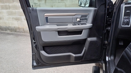 Dodge RAM 1500 5.7 HEMI 4x4 BIG HORN – foto 17
