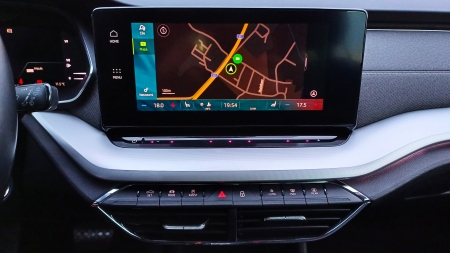 Škoda Octavia combi 2.0 TDI 110kW DSG+F1 STYLE PLUS – foto 32