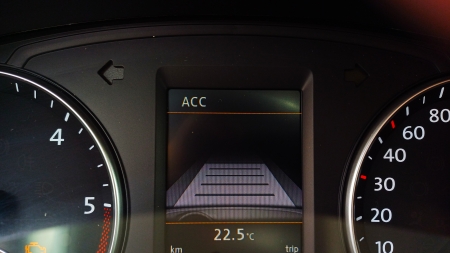 Volkswagen Sharan 2.0 TDI 110kW 4Motion HIGHLINE 7 míst – foto 33