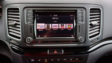 Volkswagen Sharan 2.0 TDI 110kW 4Motion HIGHLINE 7 míst – foto 42